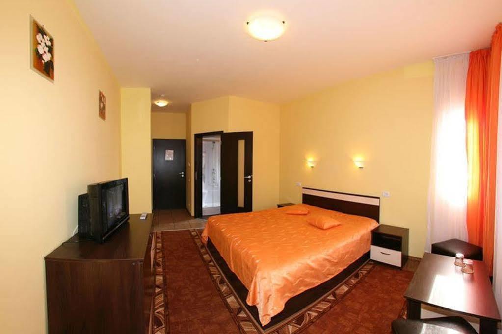 Pension Master Sinaia Exterior photo